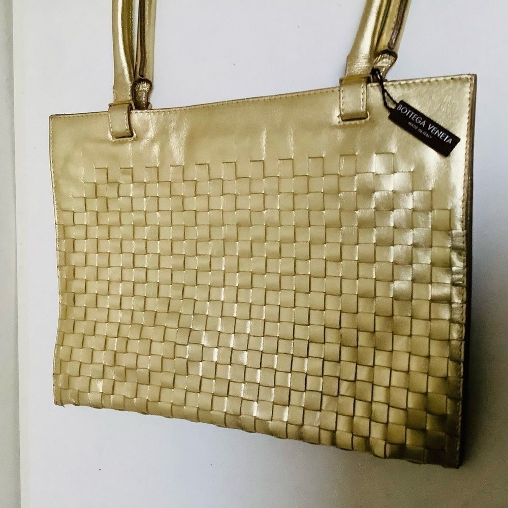 BOTTEGA VENETA CLASSIC VINTAGE INTRECCIATO LEATHER METALLIC GOLD BAG